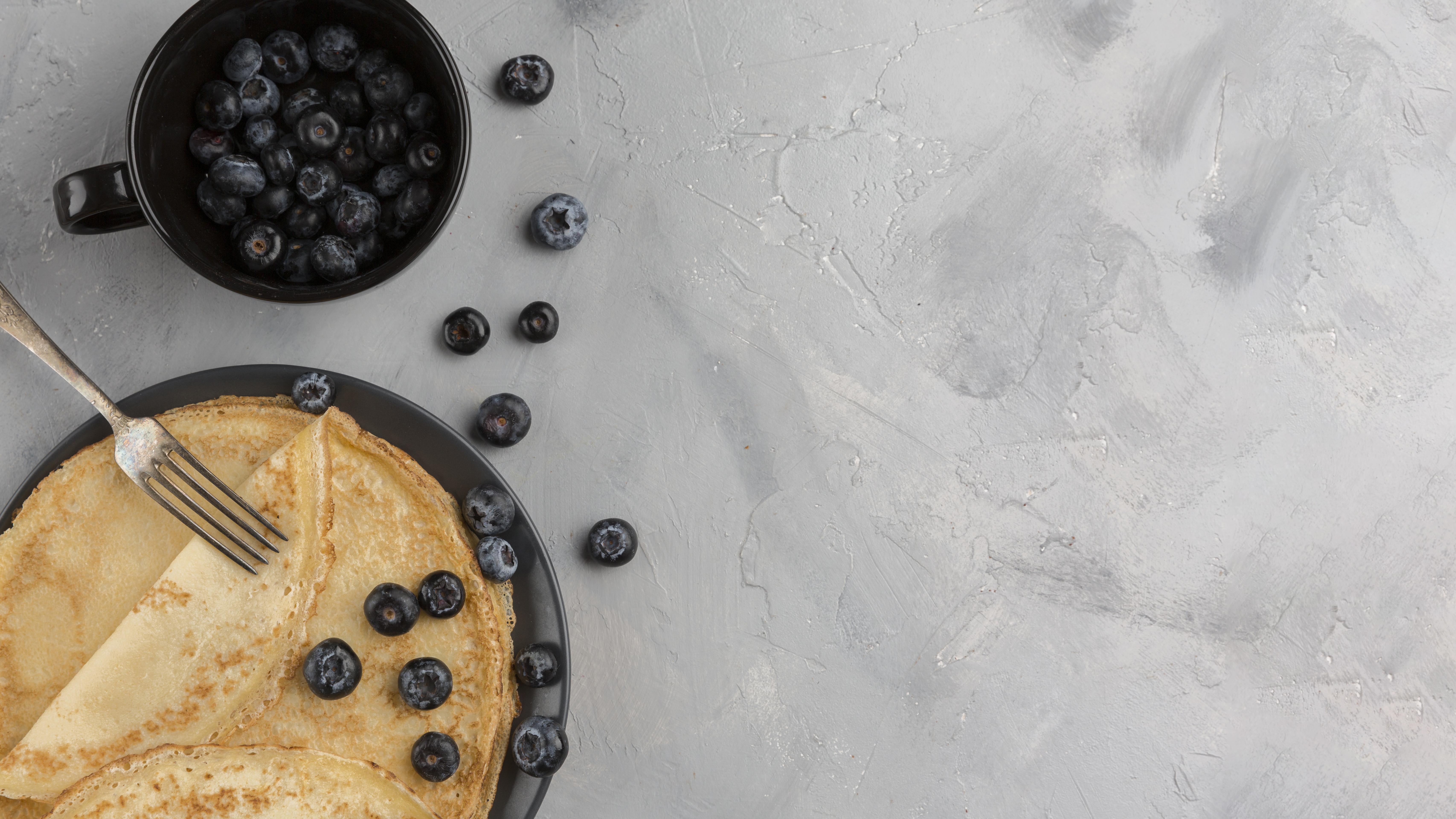 Eierpfannkuchen mit Heidelbeerfüllung 85g