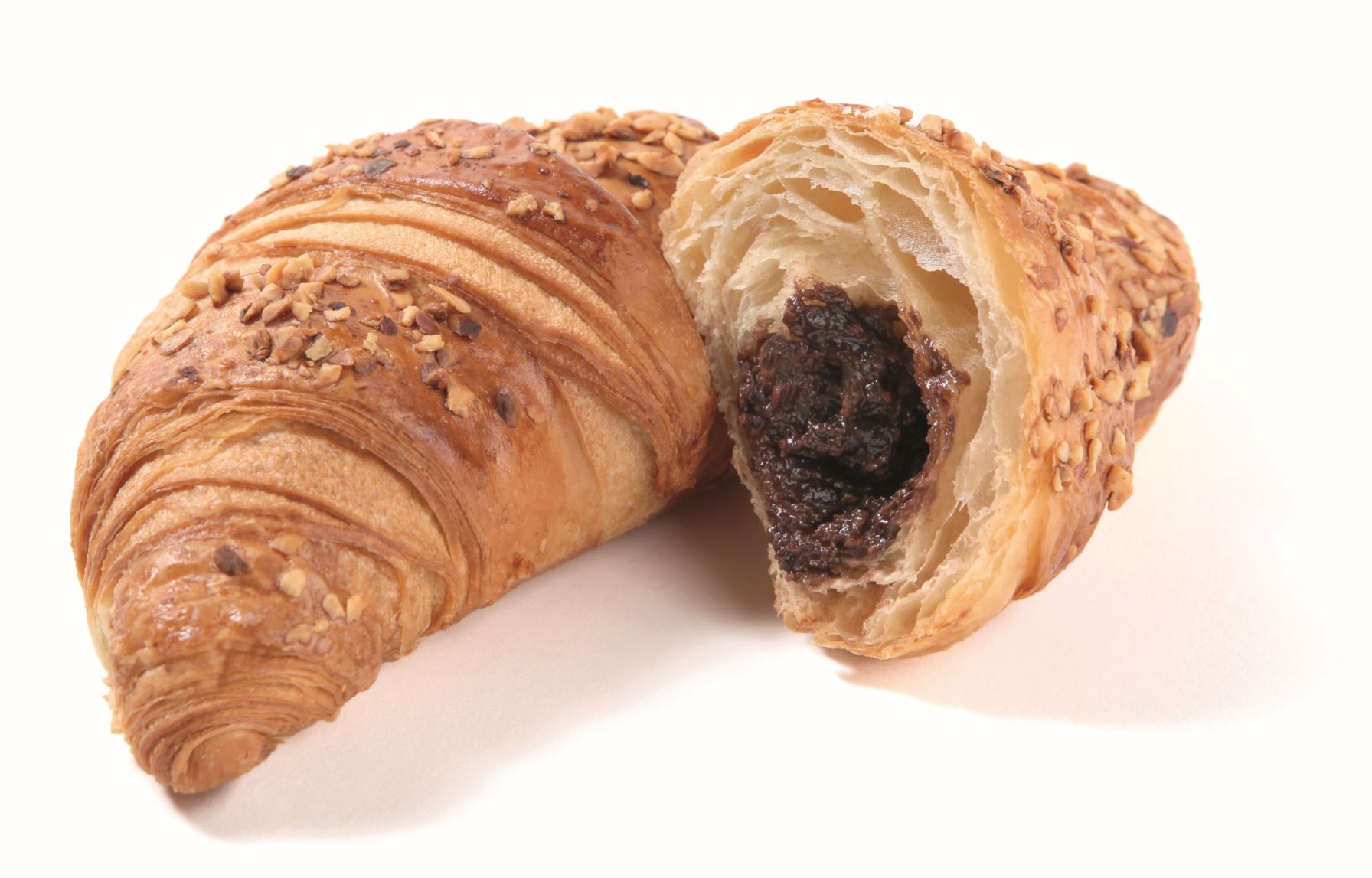 Schoko-Nuss-Croissants mit Nuss-Topping 90g