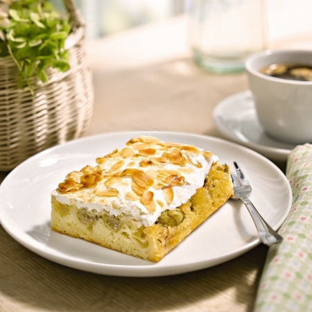 OMAS LANDKUCHEN Stachelbeer-Baiser-Blechkuchen 2100g